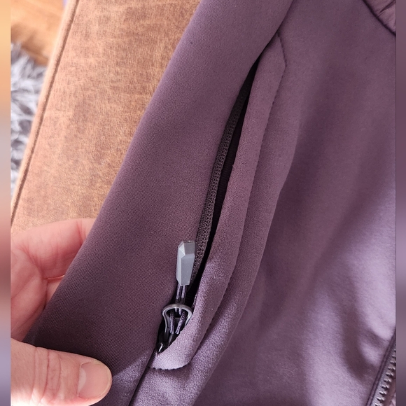 All In Motion Running Jacket - Picture 3 of 7